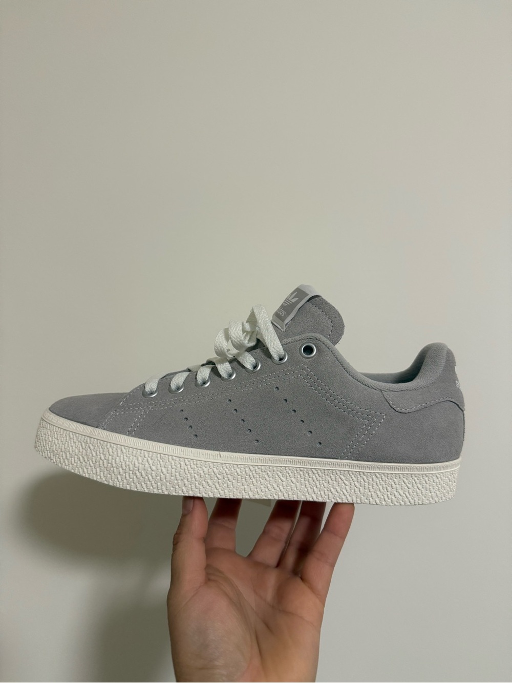 adidas Gray Suede Men's Casual Low-Top Sneakers